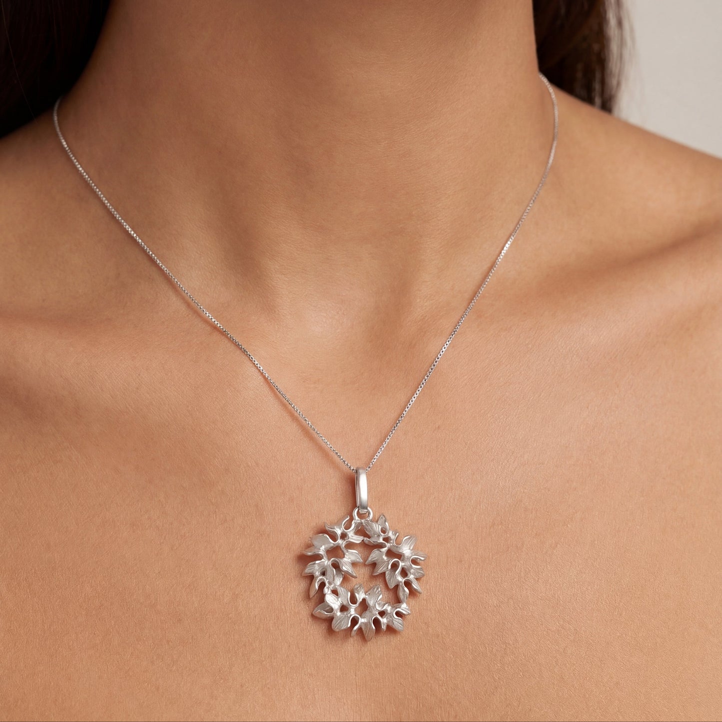 Collar Venus ( Pre-order)